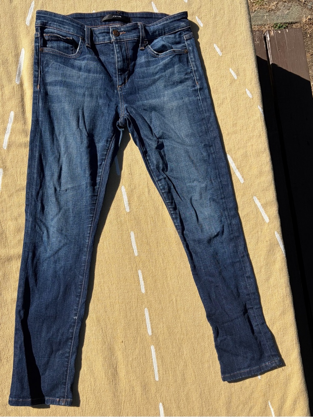 Joe’s mid-rise crop jean- size 28
